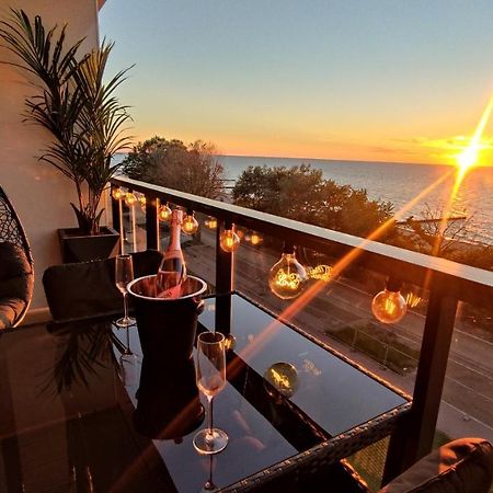 Sea View Moss Vip Apartment 科沃布热格 外观 照片