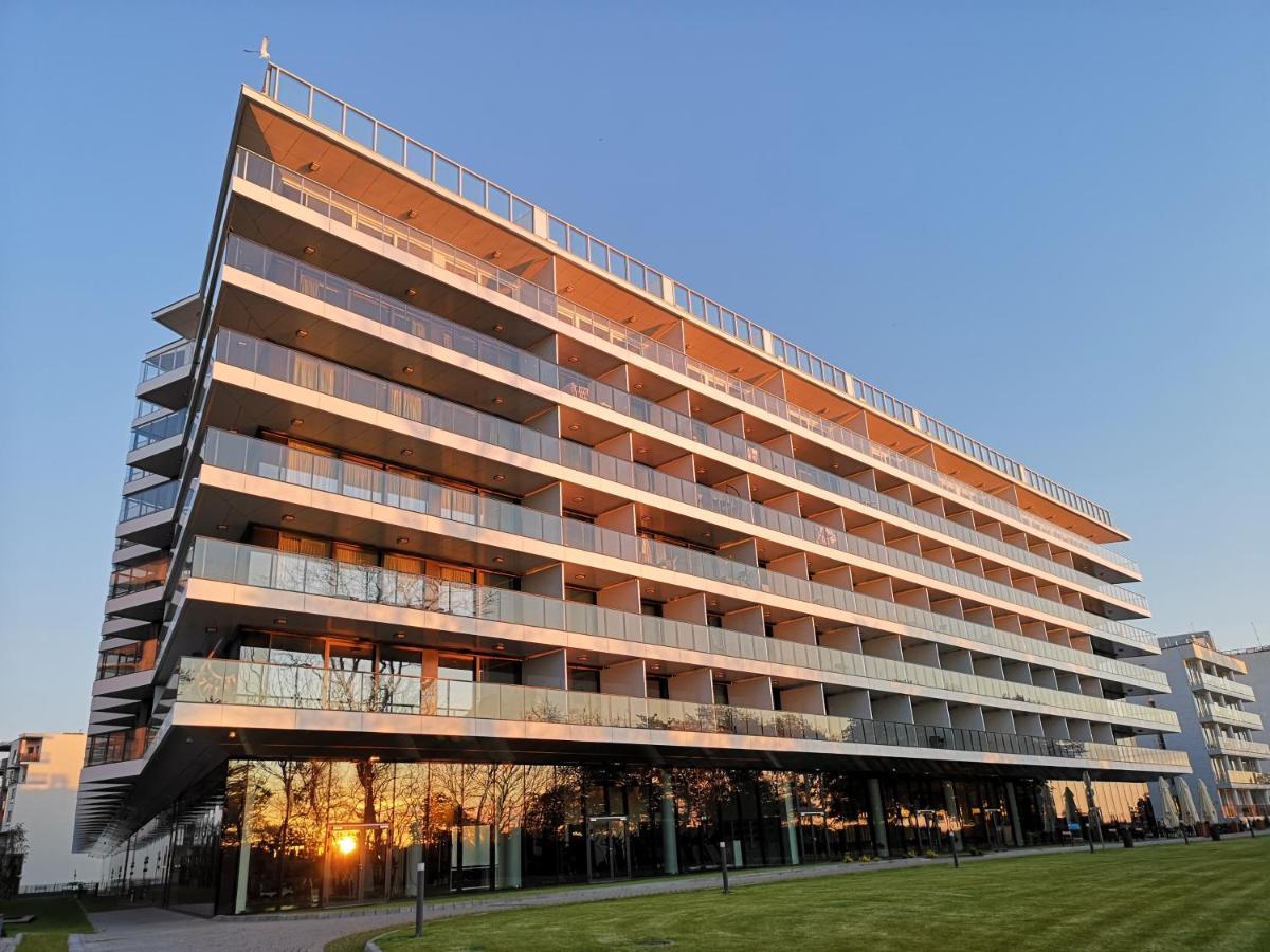 Sea View Moss Vip Apartment 科沃布热格 外观 照片